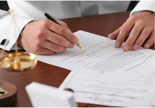 توثيق شهادات الزواج وشهادات الميلاد وبيان النجاح